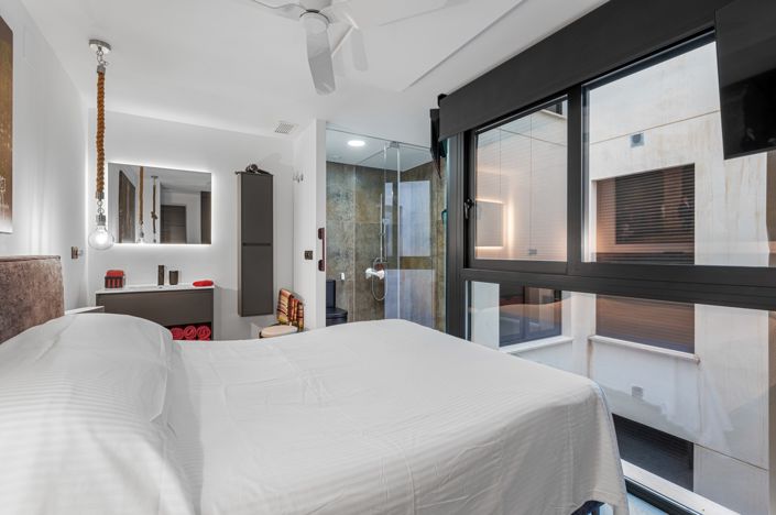 Image No.21-2 Bed Apartment for sale