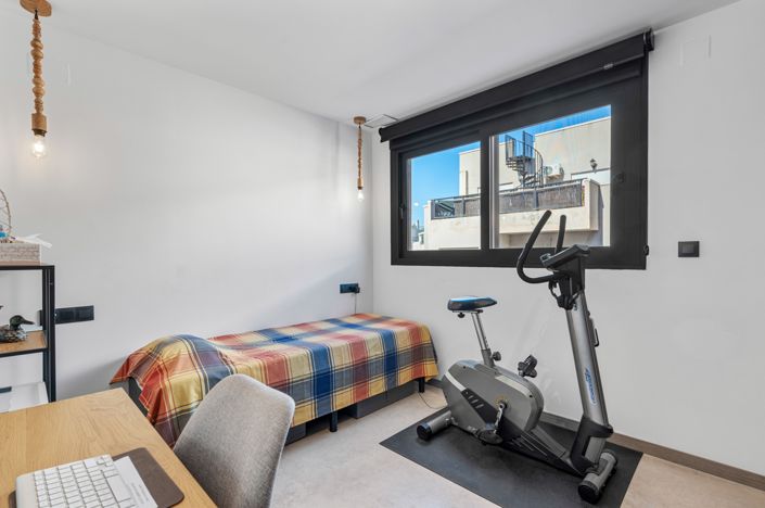 Image No.27-2 Bed Apartment for sale