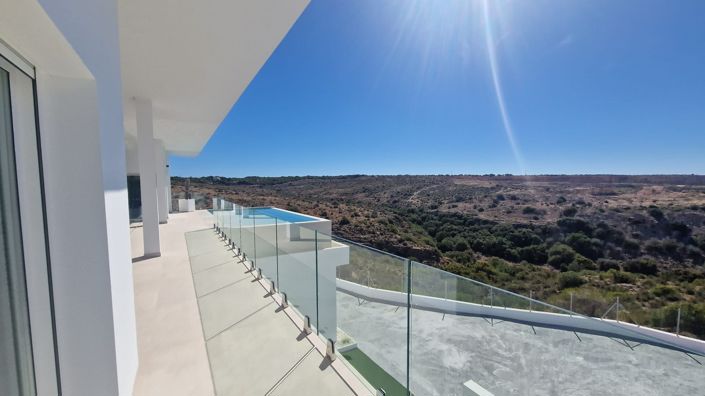 Image No.11-Villa for sale