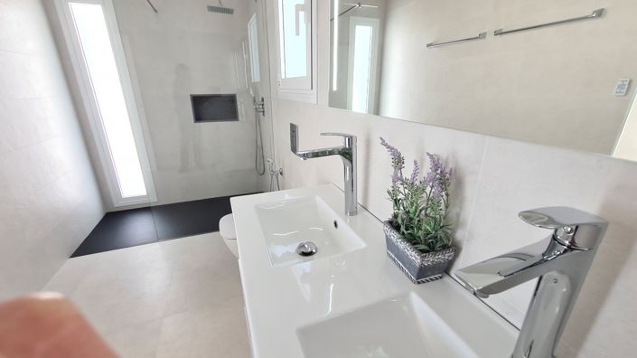 Image No.24-Villa for sale