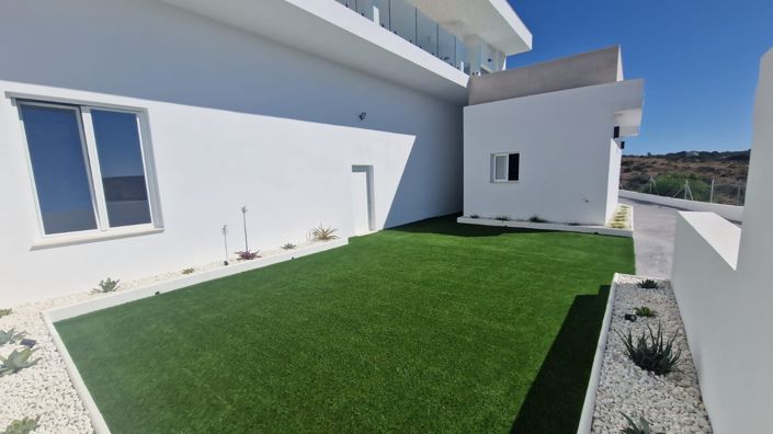 Image No.39-Villa for sale