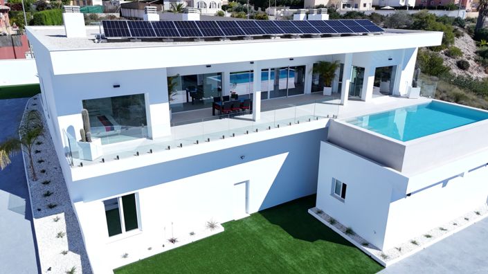 Image No.55-Villa for sale