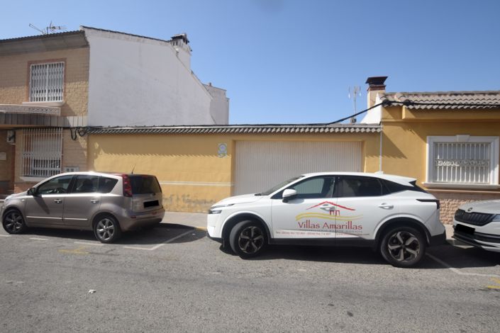 Image No.3-1 Bed Townhouse for sale