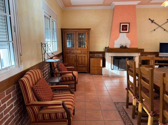 Image No.6-1 Bed Townhouse for sale