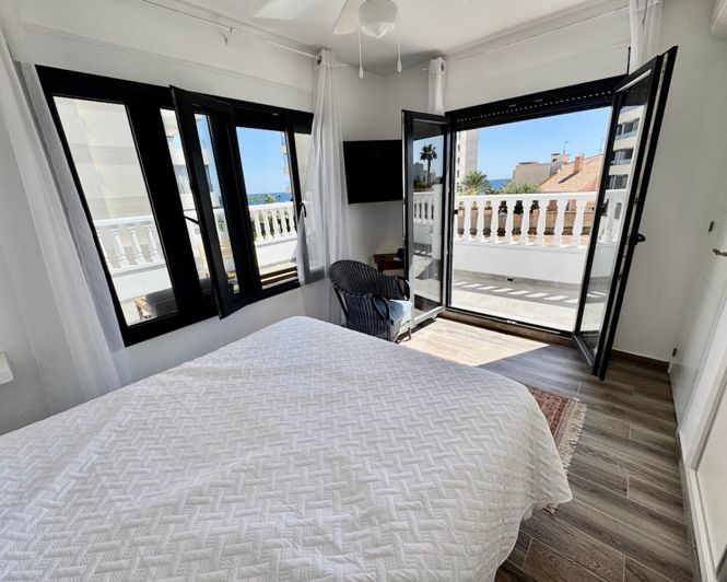 Image No.17-3 Bed Villa for sale