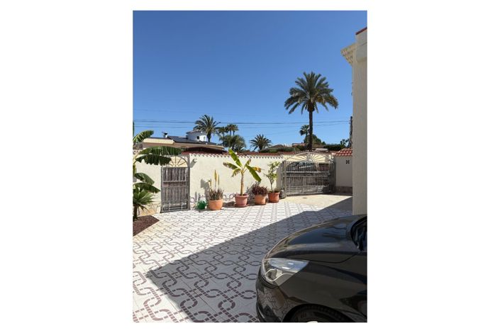 Image No.36-4 Bed Villa for sale