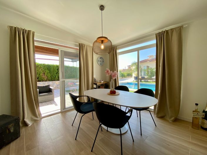 Image No.19-4 Bed Villa for sale