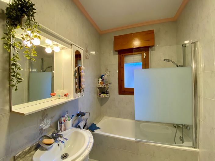 Image No.40-4 Bed Villa for sale