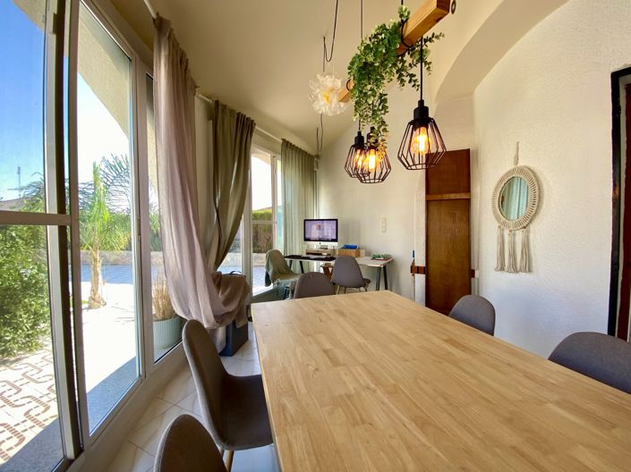 Image No.54-4 Bed Villa for sale