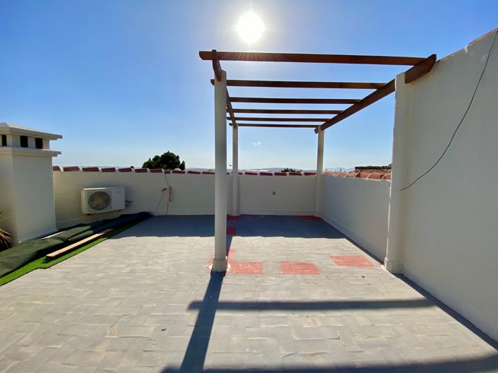 Image No.56-4 Bed Villa for sale