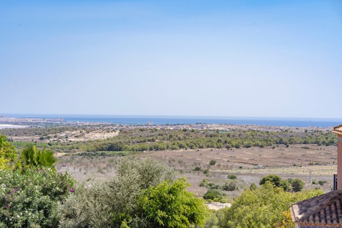 Image No.27-2 Bed Property for sale