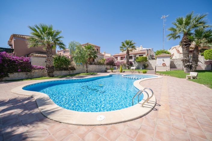 Image No.35-2 Bed Property for sale