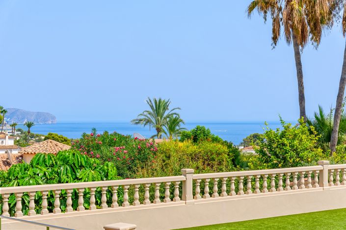 Image No.10-5 Bed Villa for sale