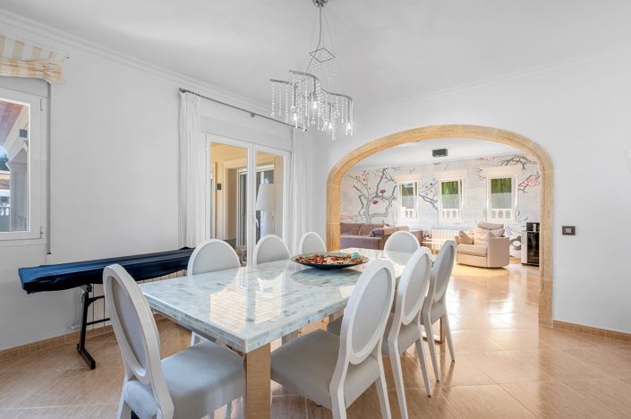 Image No.32-5 Bed Villa for sale