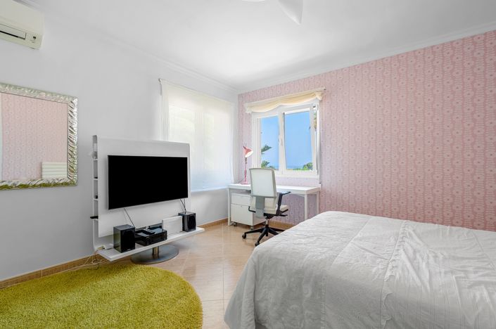 Image No.44-5 Bed Villa for sale