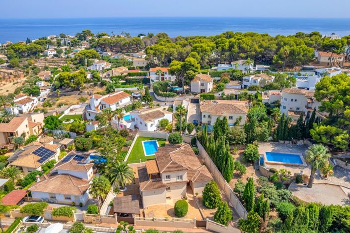 Image No.5-5 Bed Villa for sale