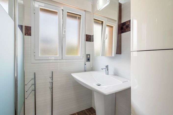 Image No.56-5 Bed Villa for sale