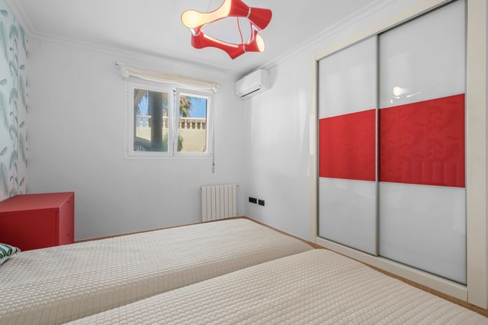 Image No.59-5 Bed Villa for sale