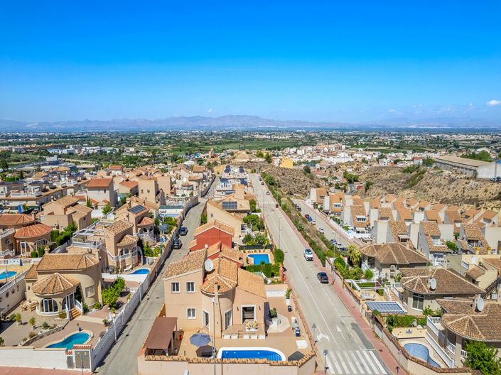 Image No.20-3 Bed Villa for sale