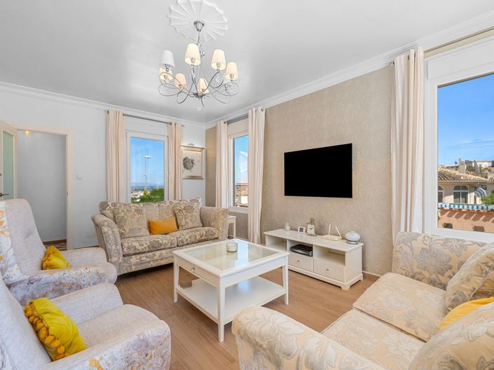 Image No.24-3 Bed Villa for sale