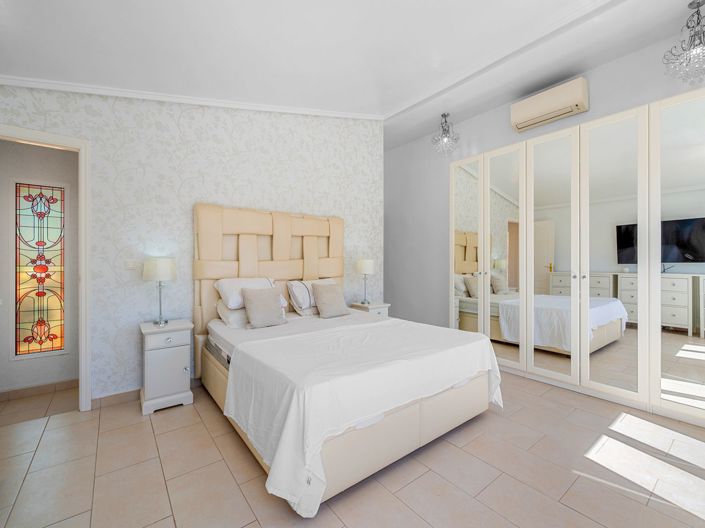 Image No.34-3 Bed Villa for sale