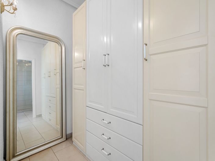 Image No.43-3 Bed Villa for sale