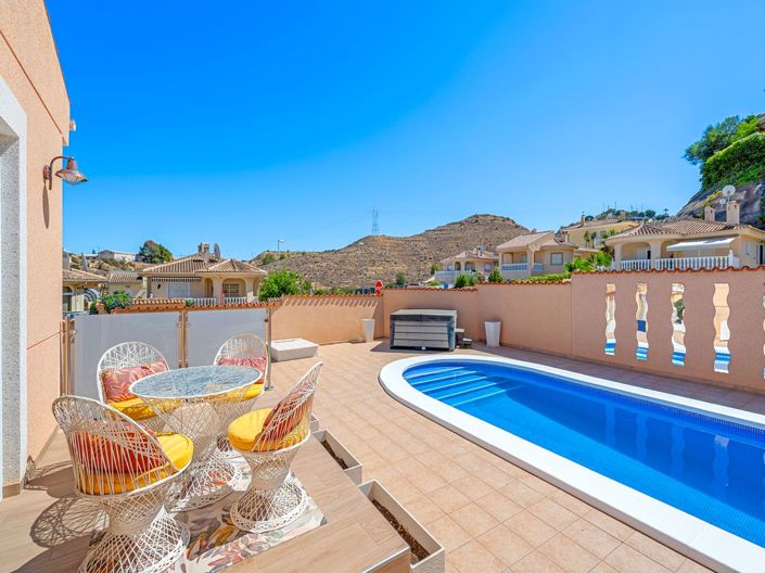 Image No.9-3 Bed Villa for sale