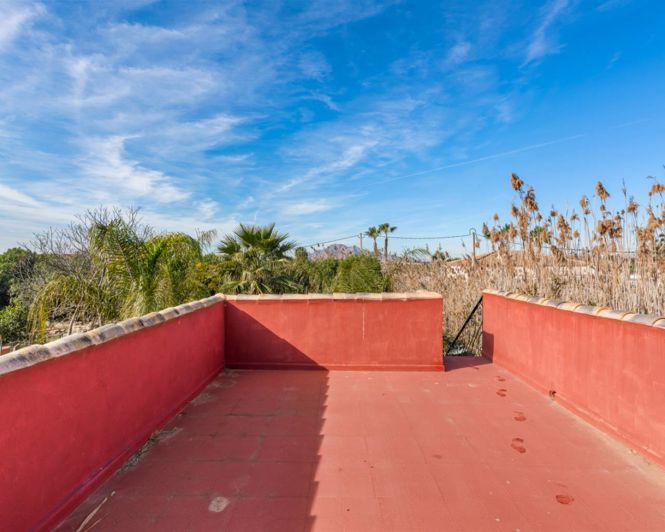 Image No.30-7 Bed Country Property for sale