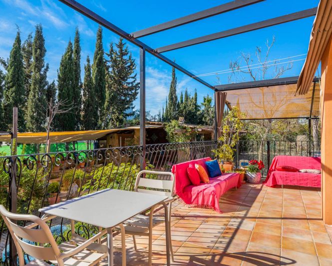 Image No.32-7 Bed Country Property for sale