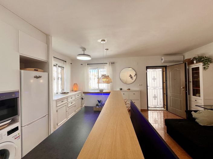 Image No.12-3 Bed Apartment for sale