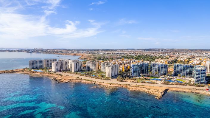 Image No.45-2 Bed Apartment for sale