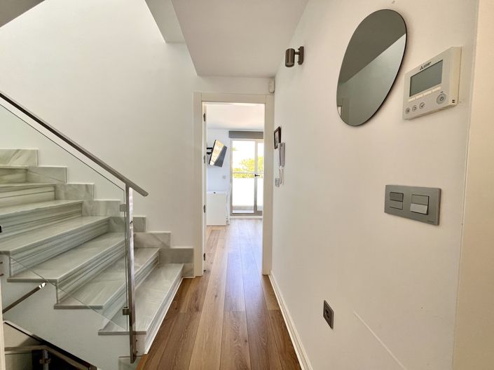 Image No.22-4 Bed Townhouse for sale