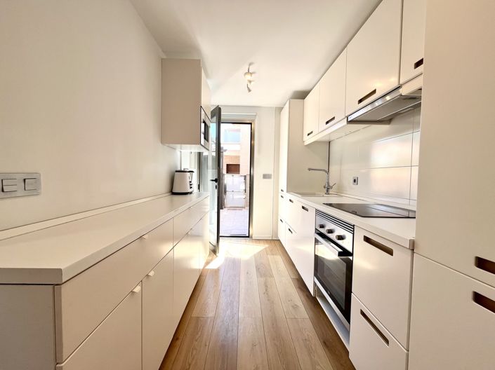 Image No.5-4 Bed Townhouse for sale