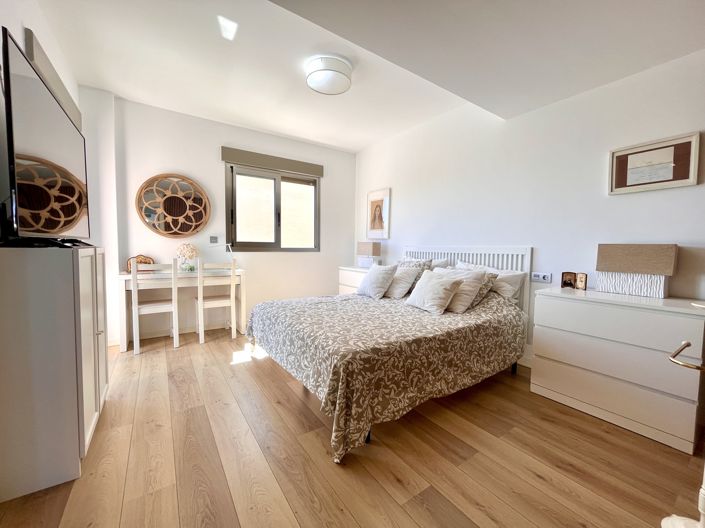 Image No.7-4 Bed Townhouse for sale