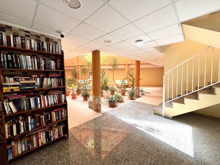 Image No.26-2 Bed Apartment for sale