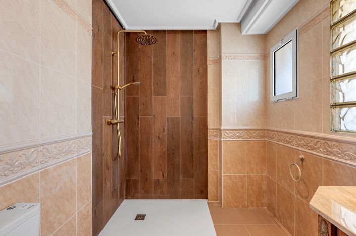 Image No.26-4 Bed Villa for sale