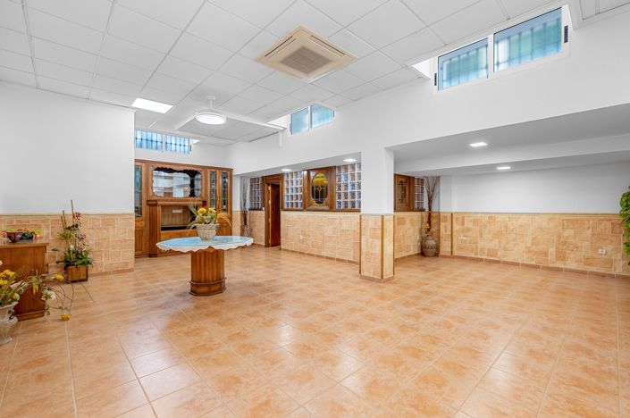 Image No.43-4 Bed Villa for sale