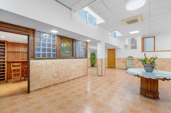 Image No.44-4 Bed Villa for sale