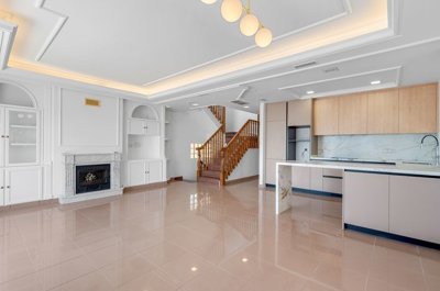 o1ivfk1rmbe741mmb1v9l180f1hf63s