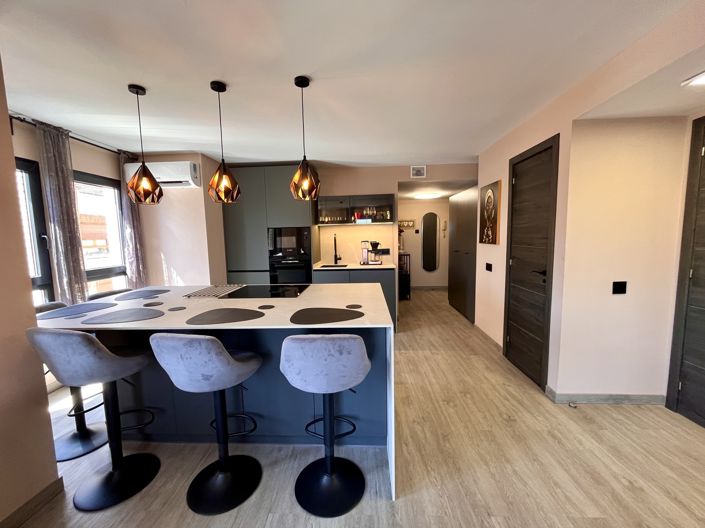 Image No.19-4 Bed Apartment for sale