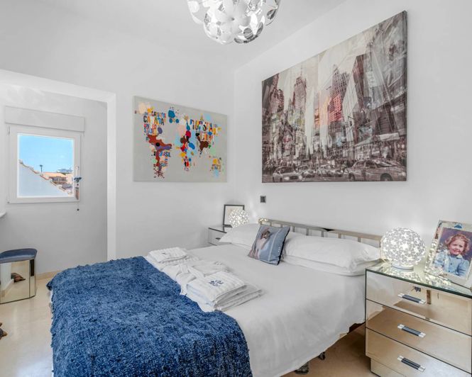 Image No.17-7 Bed Villa for sale