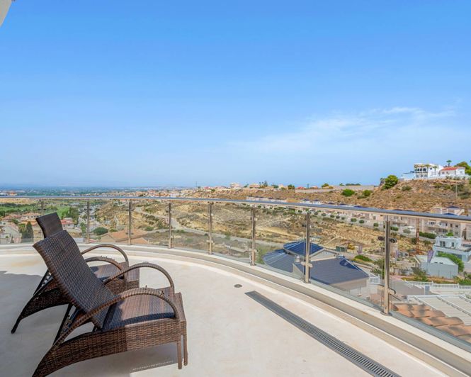 Image No.22-7 Bed Villa for sale