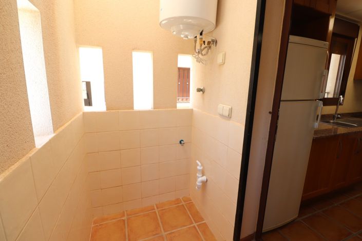 Image No.10-3 Bed Property for sale