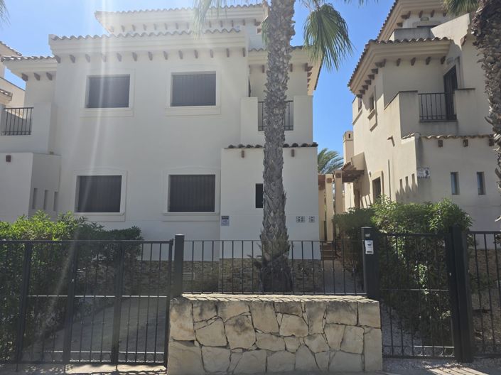 Image No.17-3 Bed Villa for sale