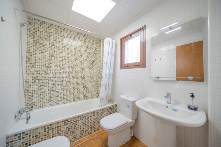 Image No.15-3 Bed Bungalow for sale