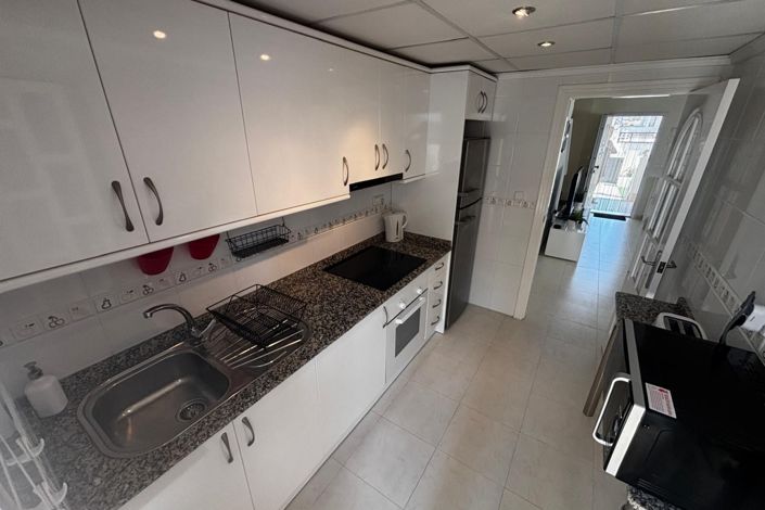 Image No.16-2 Bed Property for sale