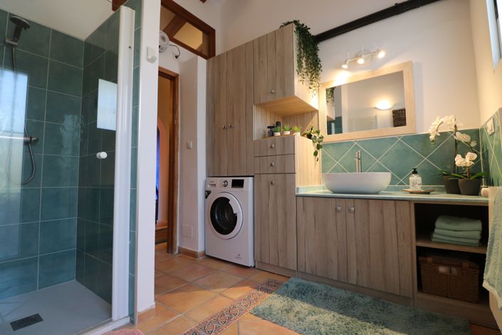 Image No.17-7 Bed Country Property for sale