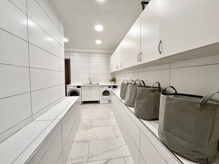 Image No.26-5 Bed Villa for sale