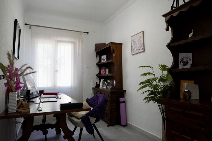 Image No.29-5 Bed Villa for sale