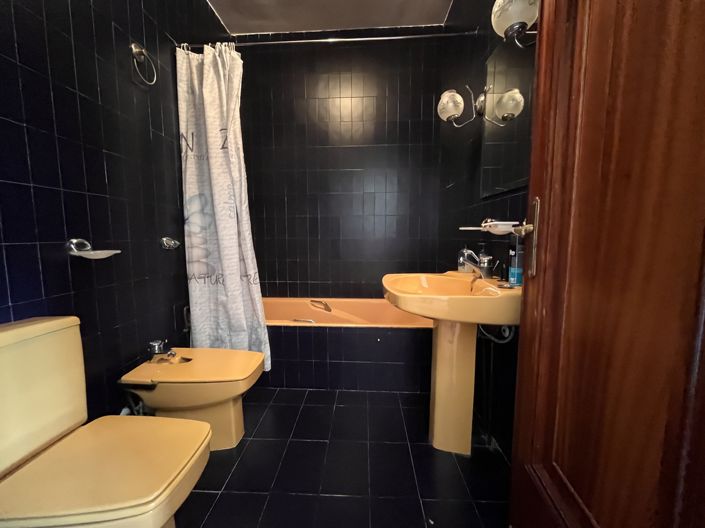 Image No.23-4 Bed Villa for sale